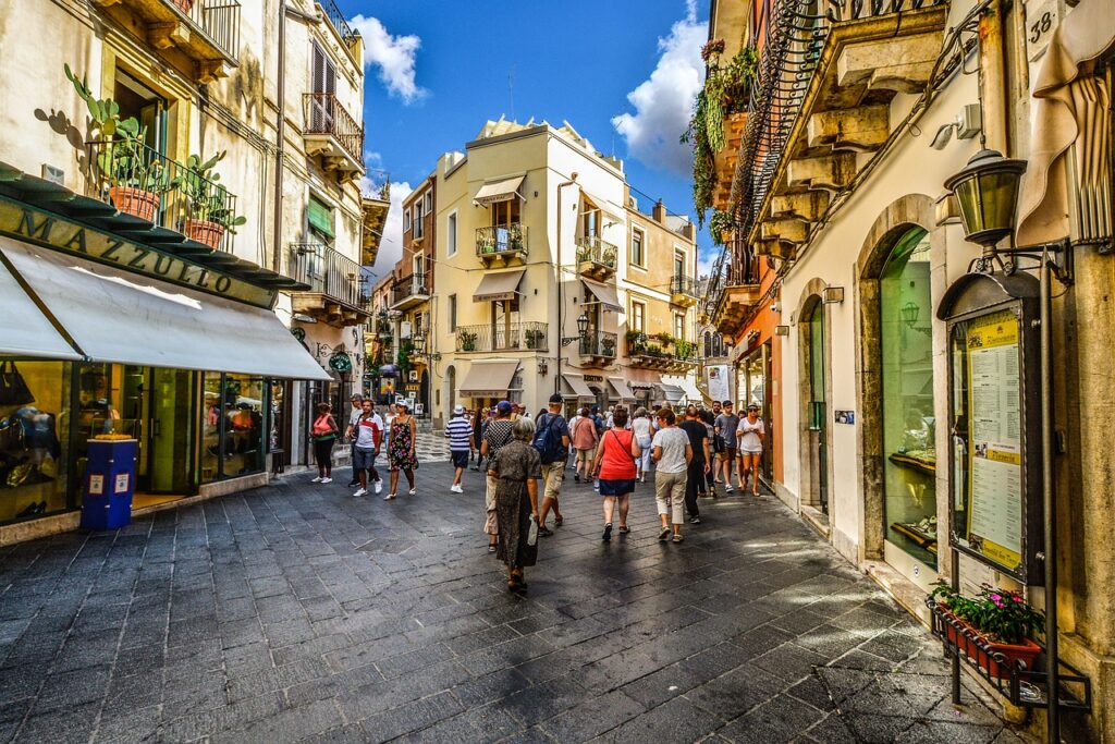 taormina, sicily, shopping-2279682.jpg